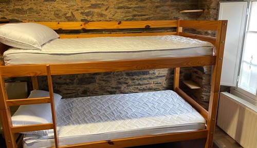 Basic Shared Dormitory, Shared Bathroom