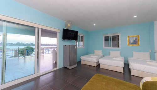 Family Room, Pool View