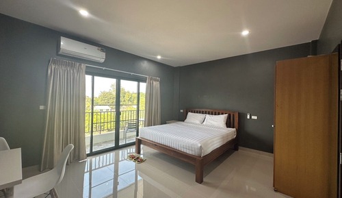 Deluxe Double Room, City View