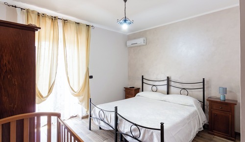 Classic Triple Room, Balcony