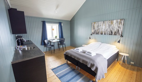 Standard Cabin, 1 Double Bed, Harbor View, Oceanfront