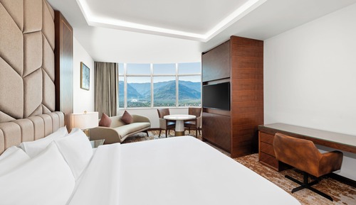 Deluxe Room, 1 King Bed