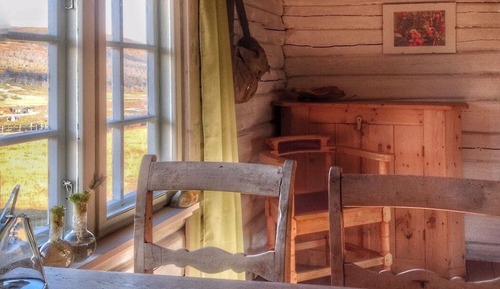 Remote Mountain Cabin 30 mins. drive from Farm (Seter)