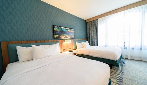 Room, 2 Queen Beds, Accessible (Mobility & Hearing, Roll-in Shower)