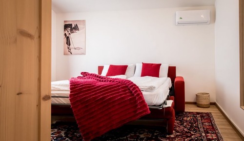 Superior Studio Suite, City View