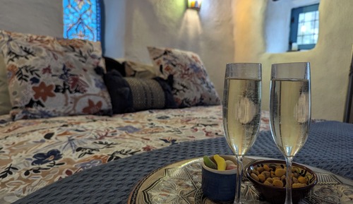 Deluxe Double Room, 1 King Bed, Mountain View