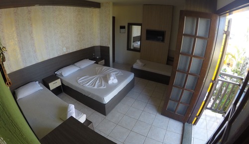 Basic Suite, Balcony, Courtyard View