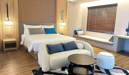 Studio Pool Suite