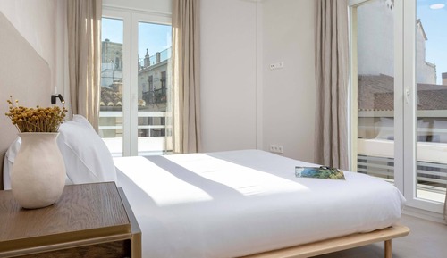 Apartment (4 Bedrooms)