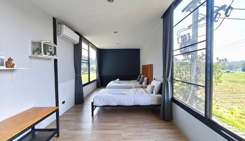 Family Villa, Mountain View
