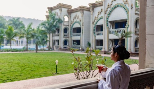 Presidential Villa, Garden View