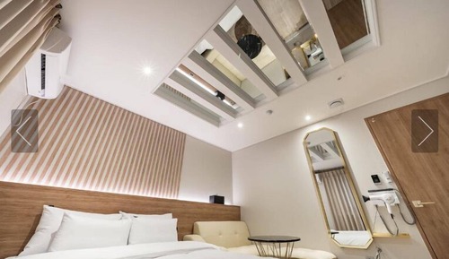 A - Superior Room, 1 Queen Bed, Non Smoking