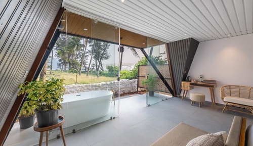 Deluxe Room, Partial Sea View