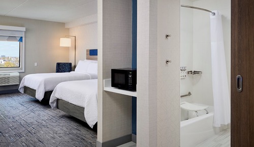 Standard Room, 2 Queen Beds, Accessible (Mobility, Accessible Tub)