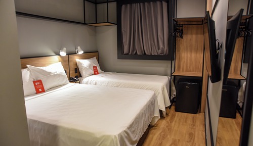 Apartment, Multiple Beds