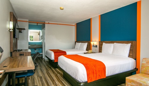 Standard Room, 2 Queen Beds, Non Smoking