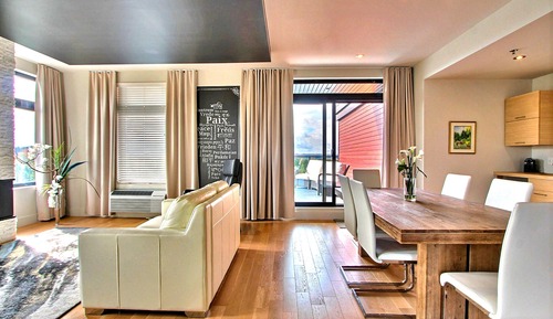 Presidential Suite, Fireplace, Vineyard View