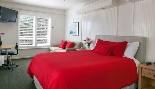 Deluxe Room with Deck