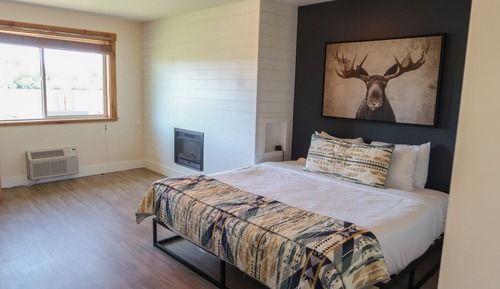 Grand Room, 1 King Bed