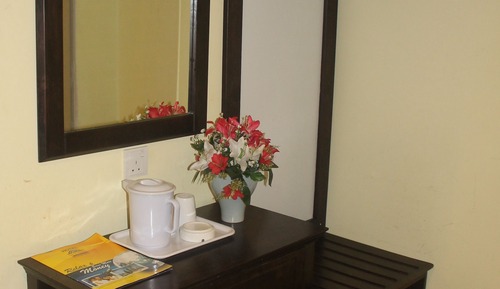 Family 5 - Connecting Room