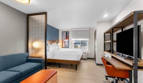 Standard Room, 1 King Bed, Non Smoking