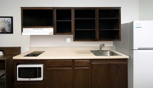 Suite, 1 Queen Bed, Accessible