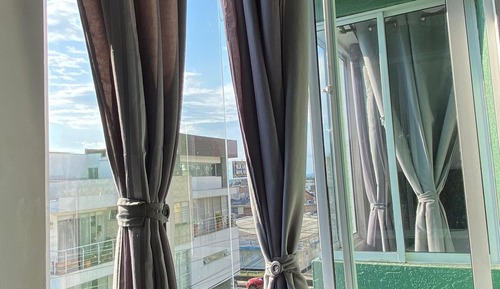 Family Triple Room, City View