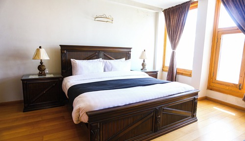 Standard Suite, Balcony, Hill View