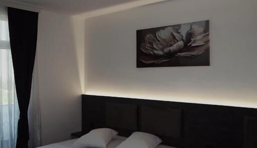 Standard Triple Room, Garden View