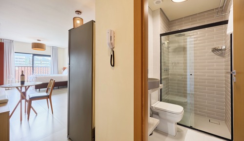 Comfort Loft, 1 Queen Bed, Partial Sea View