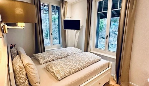 Doppelzimmer Classique - seitliche Seesicht, öffentlicher Balkon