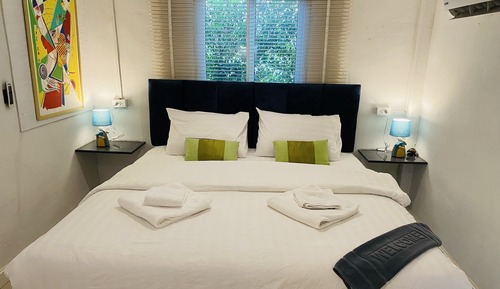 Family Room, Garden View