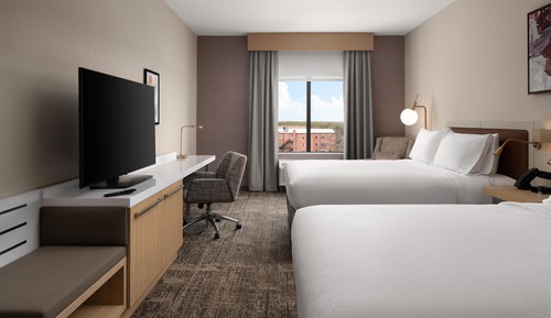 Room, 2 Queen Beds, Accessible, Bathtub