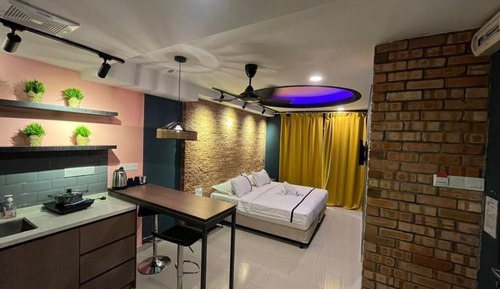 Studio, 1 King Bed