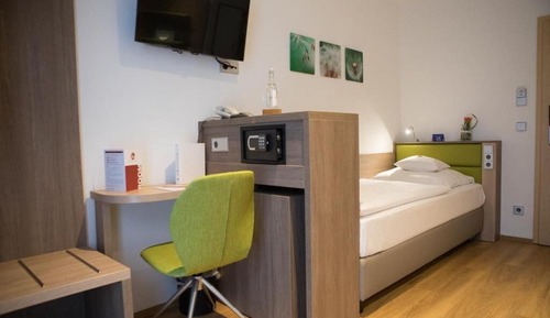 Standard Single Room