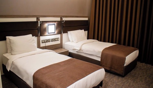 Deluxe Twin Room, City View