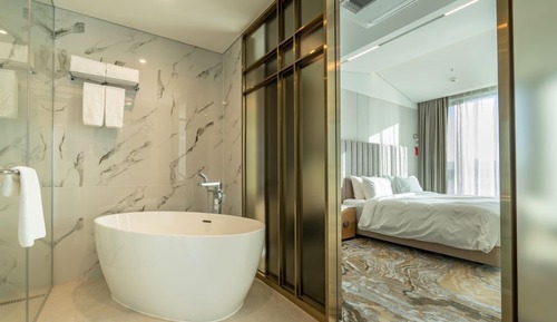 Junior Suite, Lake View