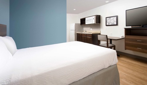 Suite, 1 King Bed, Non Smoking