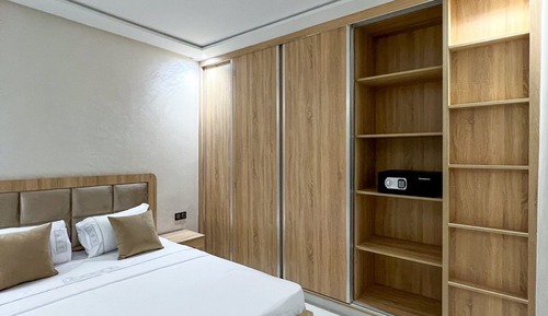 Deluxe Apartment, Partial Sea View