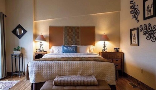 Deluxe Suite, Balcony, Valley View