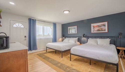 Studio, 2 Queen Beds