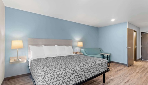 Suite, 1 King Bed, Non Smoking