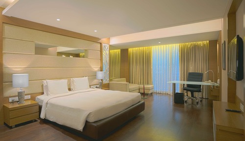 Deluxe Double Room, Balcony, City View