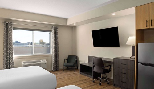Suite, Multiple Beds, Non Smoking