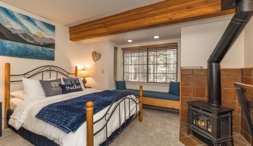 Deluxe Studio Suite, Multiple Beds, Refrigerator & Microwave, Ground Floor