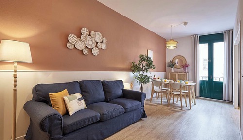 Superior Apartment, Courtyard View (6211)