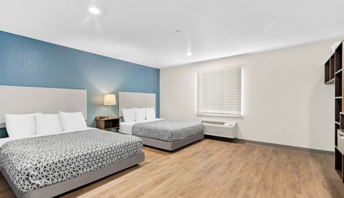 Suite, 2 Queen Beds, Non Smoking