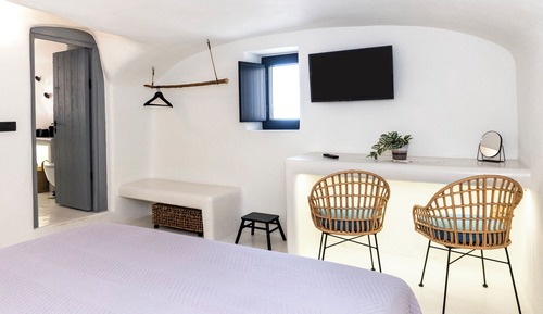 Deluxe Apartment, 1 King Bed with Sofa bed, Sea View