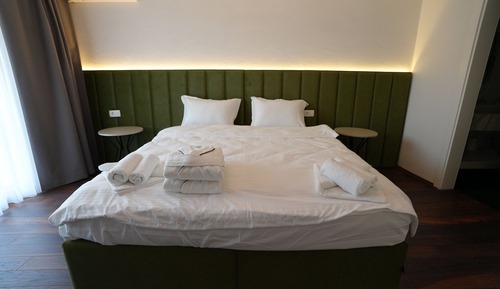 Deluxe Double Room, Balcony, River View