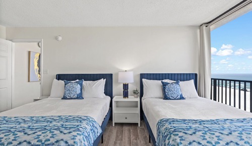 "Salty Life" - 2 Bedroom 2 Bath Beachfront Condo